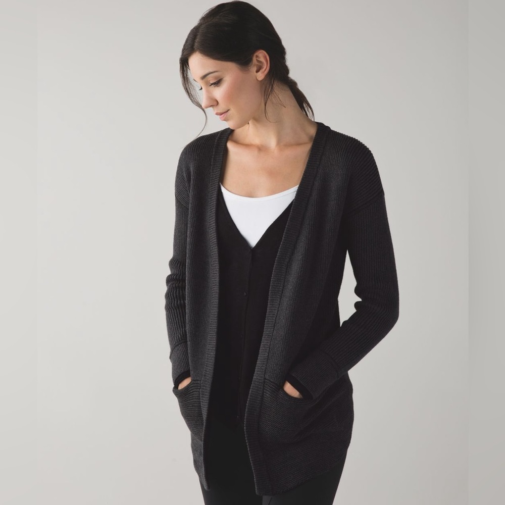 Lululemon Vestigan Cardigan - Heathered Gray and Black